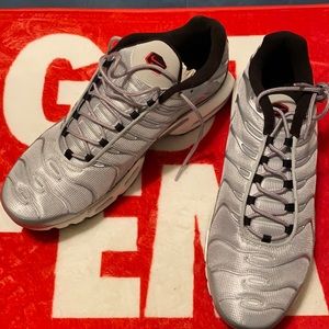 Nike Air Max TN Silver Grey Unisex Running Shoes